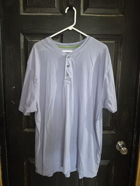 St. John's Bay Light Blue Short-Sleeve Henley Size 2XLT